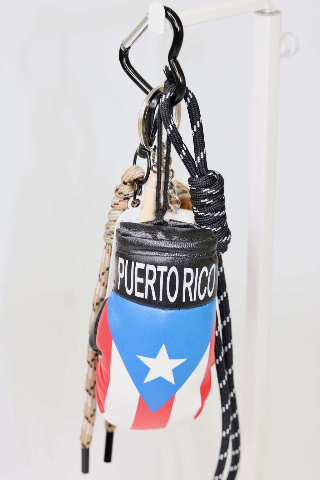 Country Flag Boxing Glove Car Charm – Mini Baseball Set