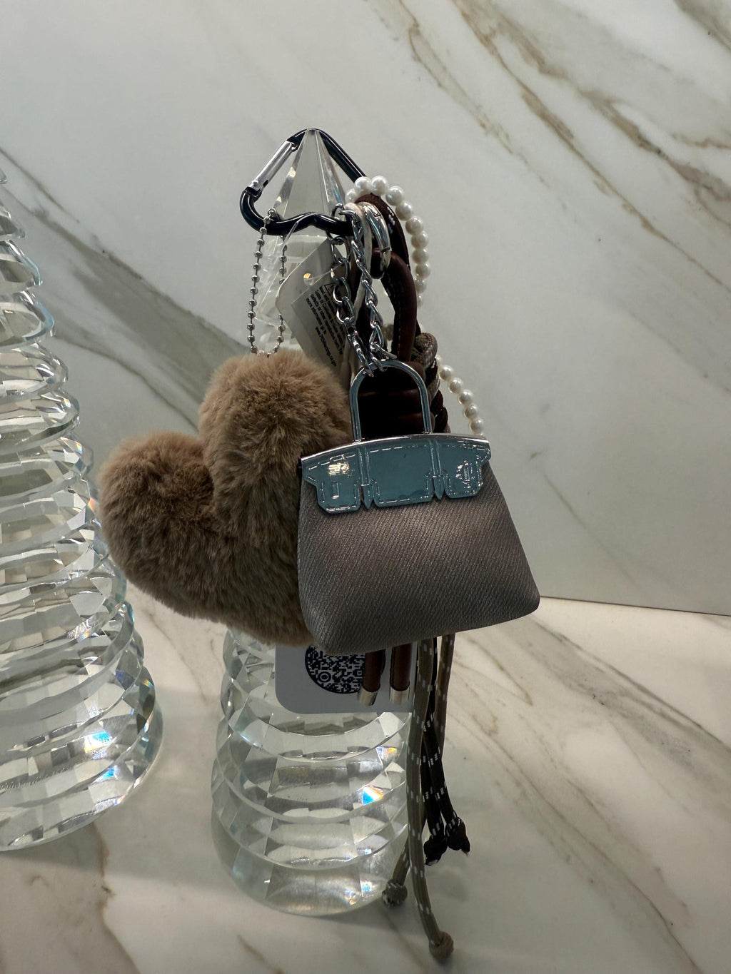 Mini Handbag Bag Charm Set – Pearl Strap & Fluffy Heart Pom