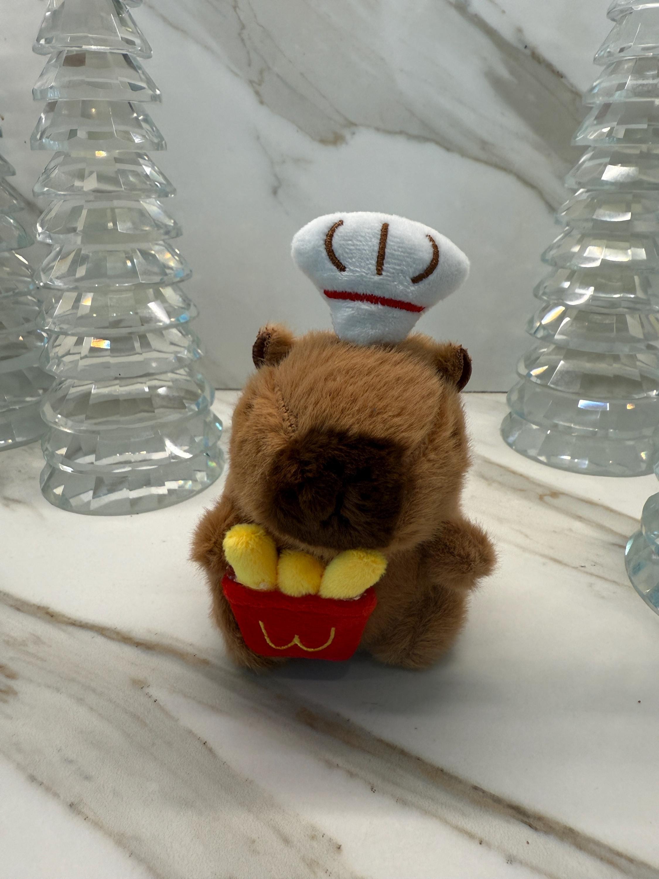 Fluffy Capybara Plush Keychain – Cute Animal Bag Charm